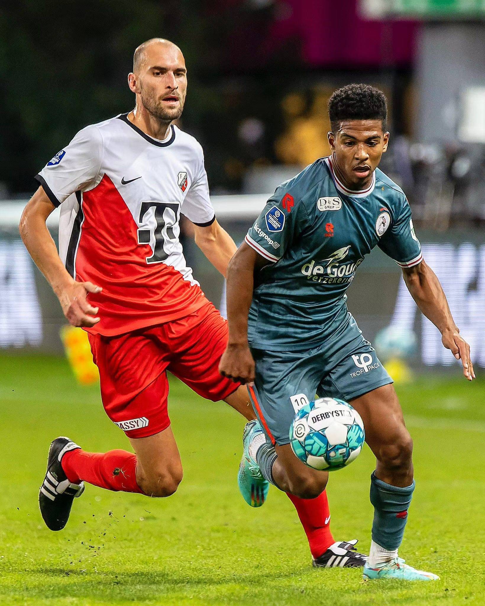 甚至成为媒 甚至成为媒